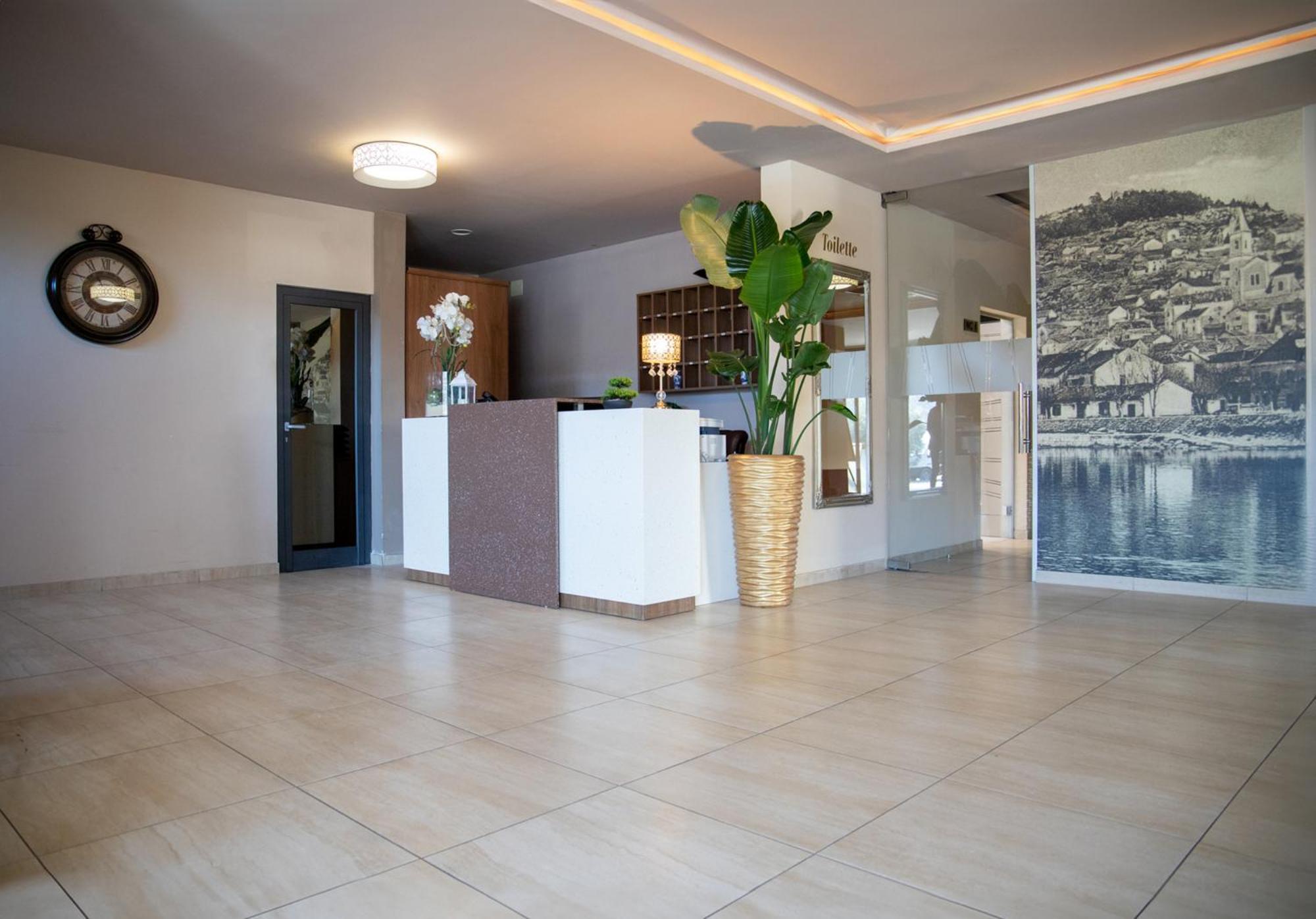 Hotel Narenta Metković المظهر الخارجي الصورة